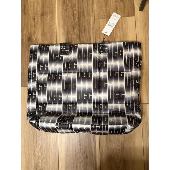 NWT! UGG Ellory Puff Tote Bag in Wavelength Black - Picture 4 of 6